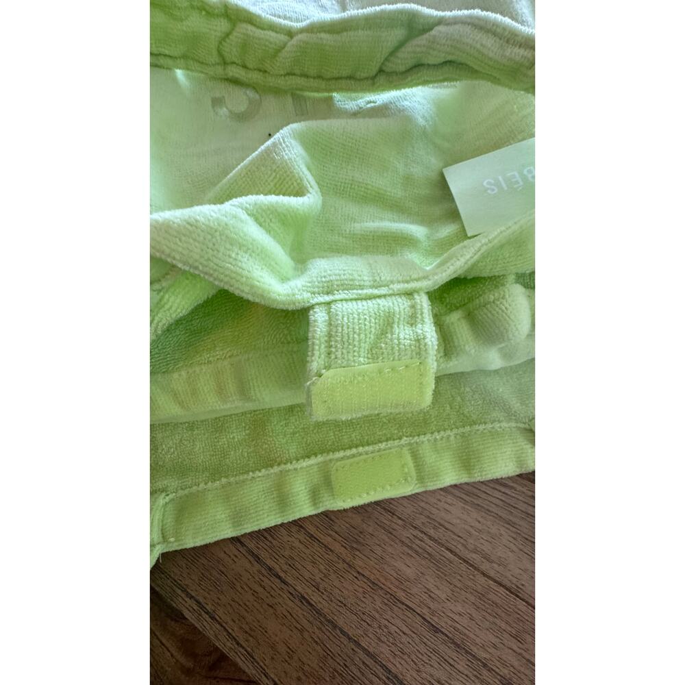 BEIS The Terry Towel Tote with inflatable Pillow in Citron - Picture 2 of 7